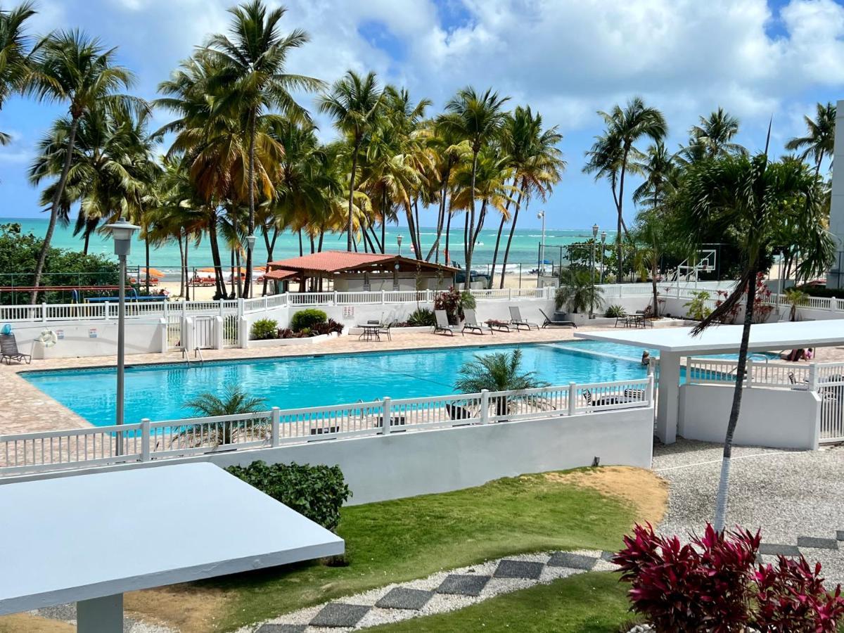 Beachfront Tropical Tantra Apartment Сан-Хуан Экстерьер фото